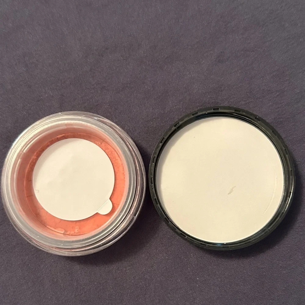 NEW BAREMINERALS Blush in Optimist